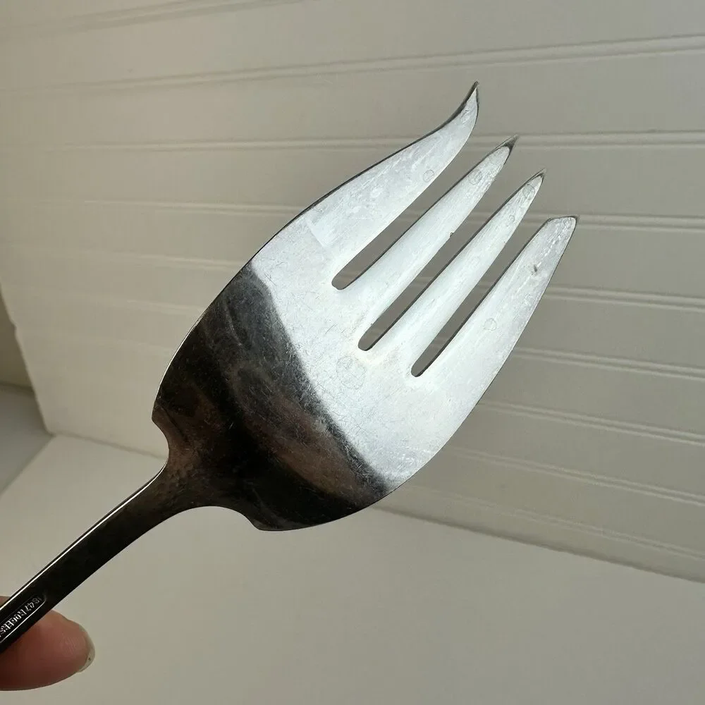 1847 Rogers Bros Heraldic 1916 Hammered Cold Meat Silver Plate Serving Fork